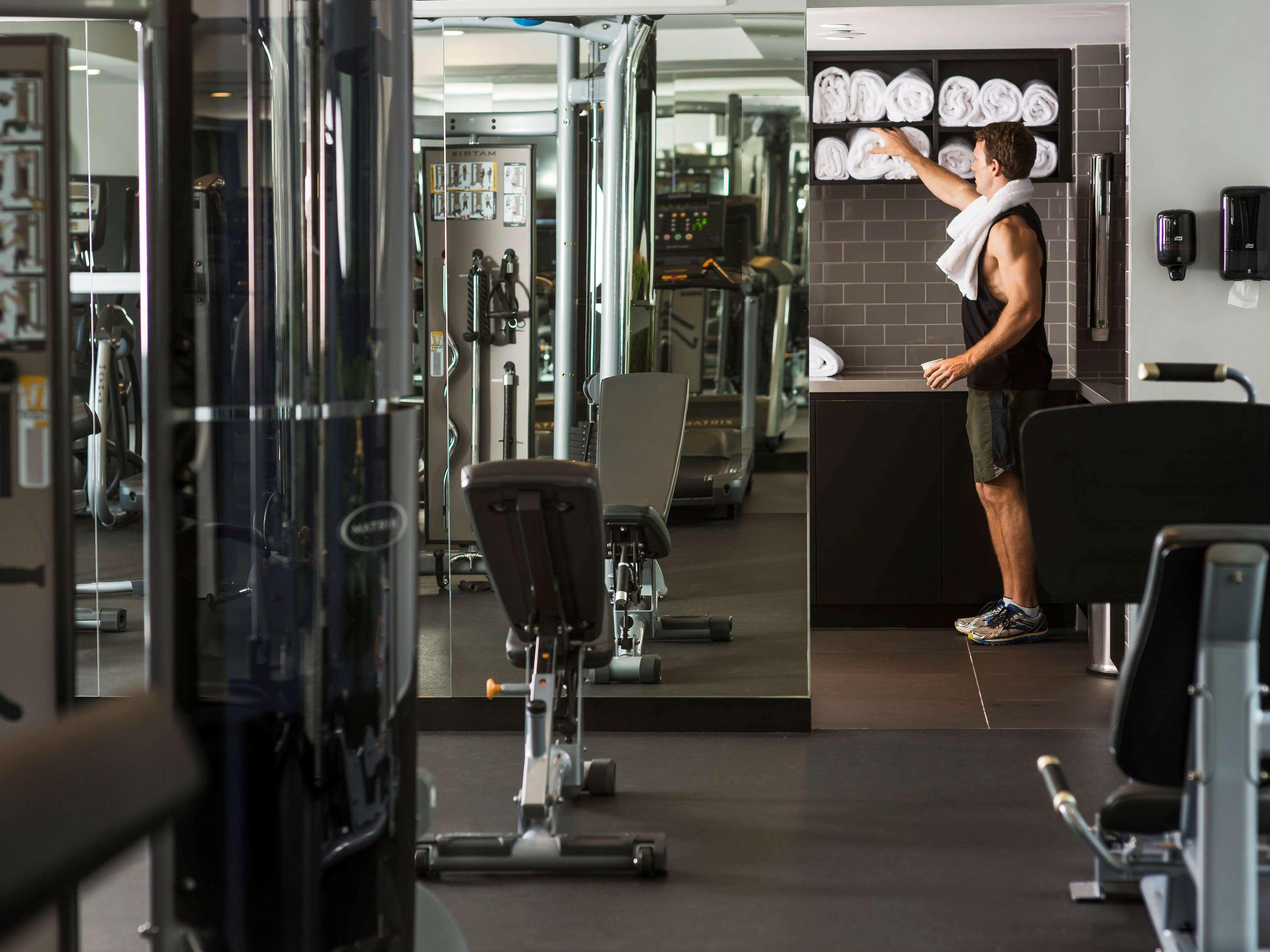 Hotel Pullman Sydney Airport Zewnętrze zdjęcie The gym at the hotel
