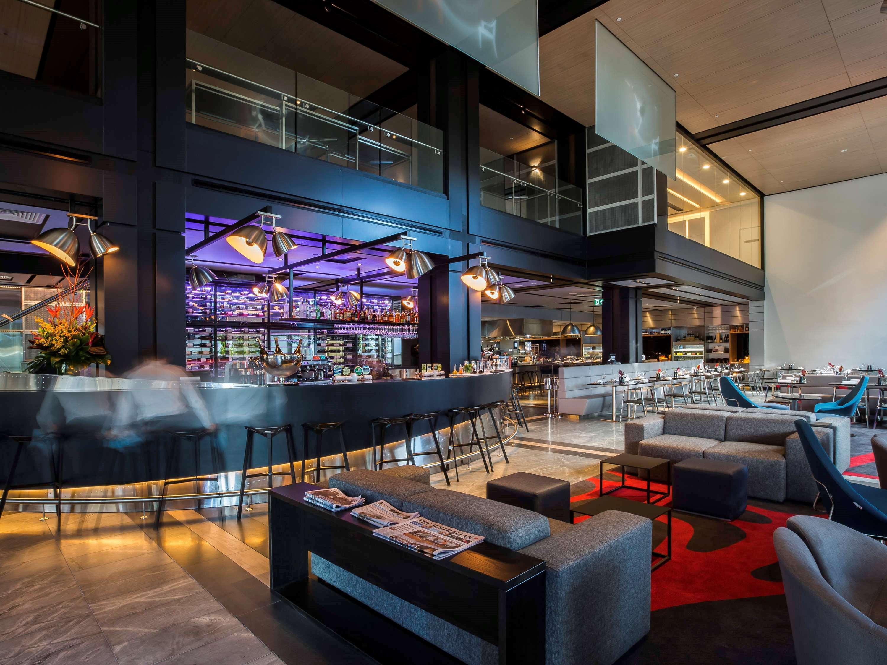 Hotel Pullman Sydney Airport Zewnętrze zdjęcie The lounge at the airport