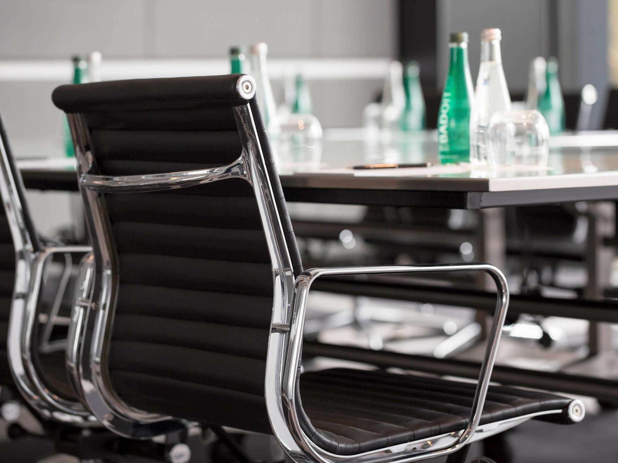 Hotel Pullman Sydney Airport Zewnętrze zdjęcie S 64 chair